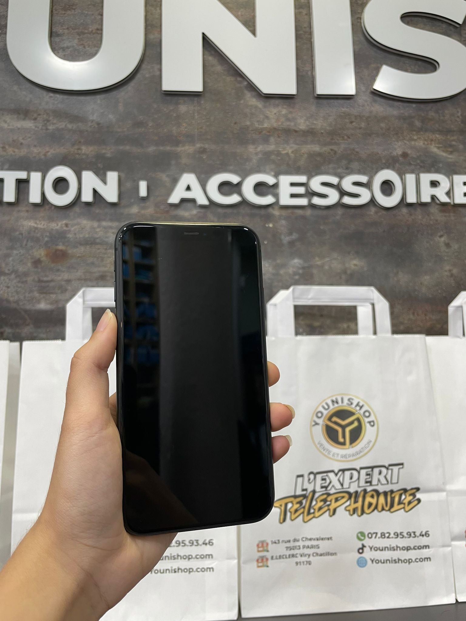iPhone 11