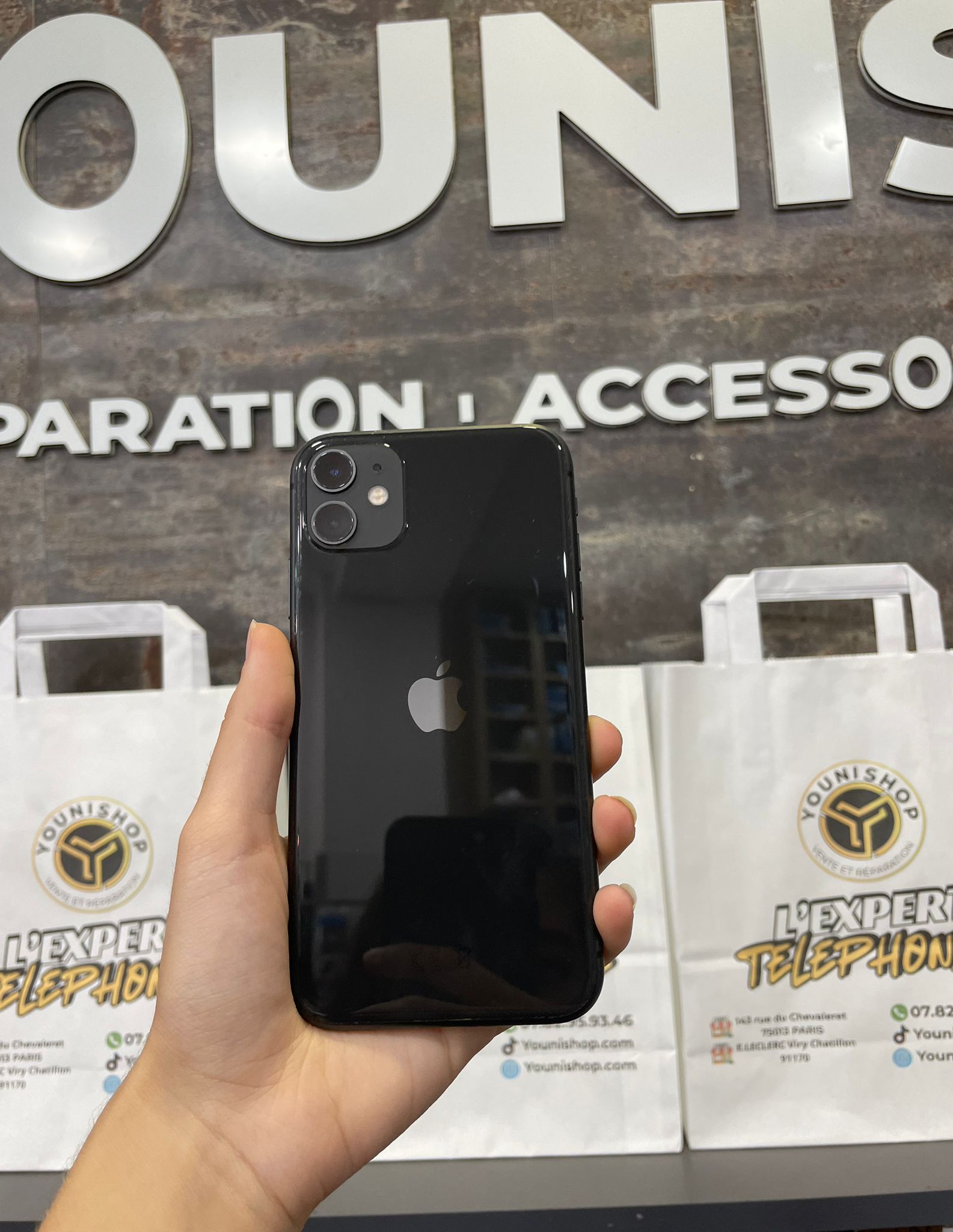 iPhone 11