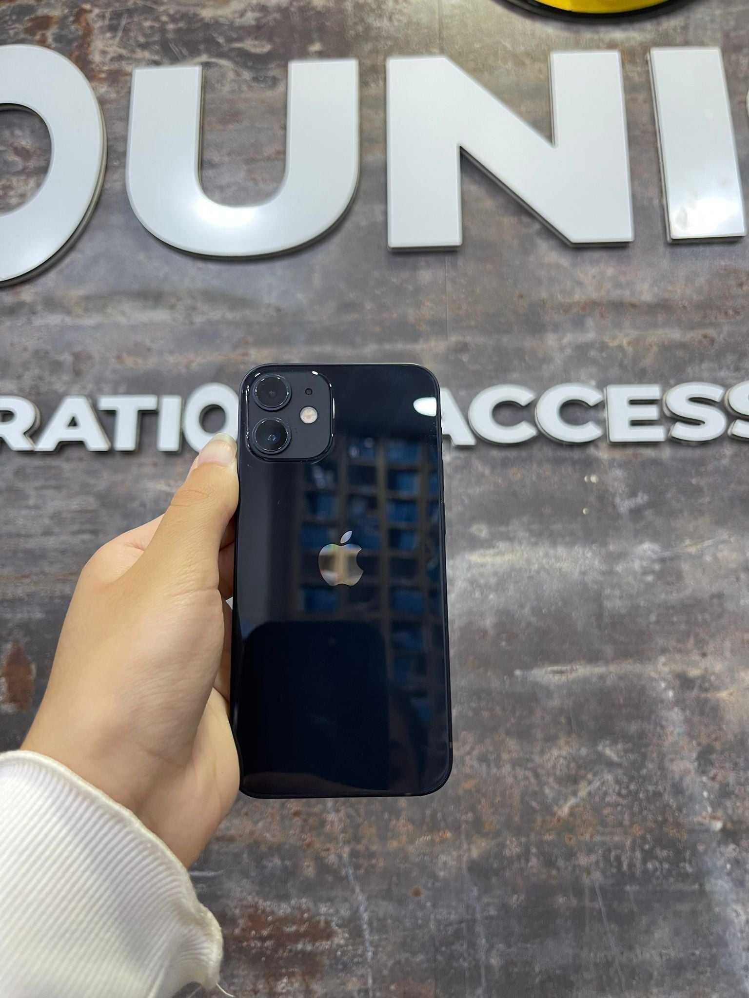 iPhone 12 mini